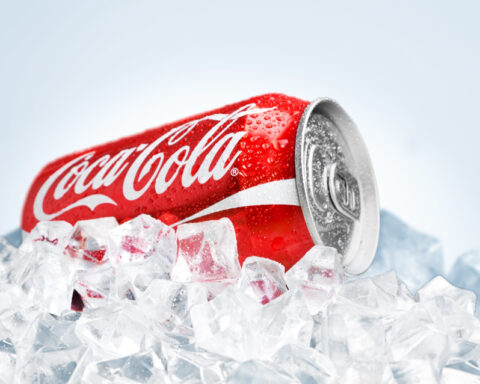 Cola na ból brzucha?
